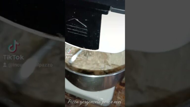 Acquisto Perfetto per Pizza Gorgonzola e Noci