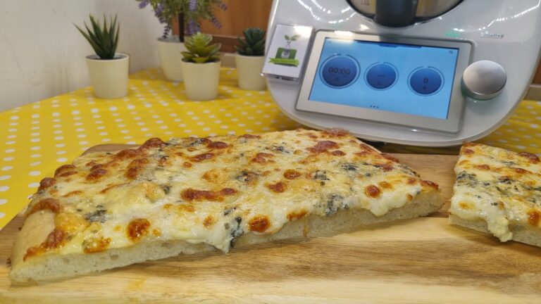 Guida alla Preparazione della Pizza Quattro Formaggi in Casa