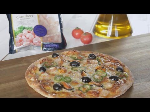 Pizza ai Frutti di Mare con Gamberi: Ingredienti Essenziali